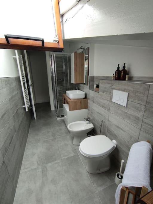Free Parking Tiny House Wifi Netflix 15 Minuti Dal Duomo Milão Exterior foto