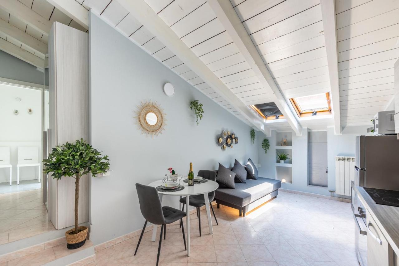Free Parking Tiny House Wifi Netflix 15 Minuti Dal Duomo Milão Exterior foto