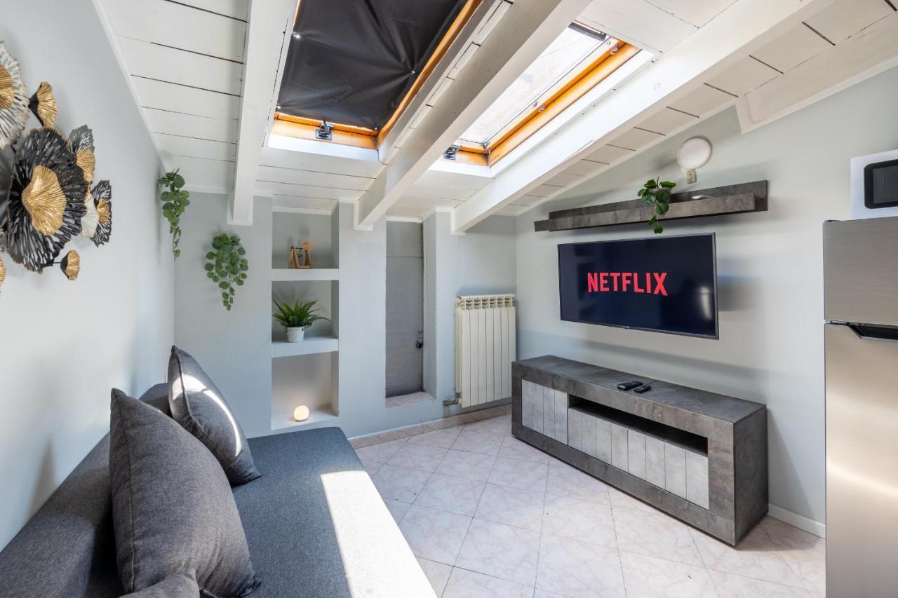 Free Parking Tiny House Wifi Netflix 15 Minuti Dal Duomo Milão Exterior foto